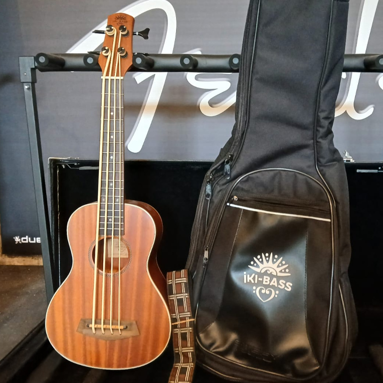 IKI-BASS MB4UK - Ukulele bass con borsa e tracolla